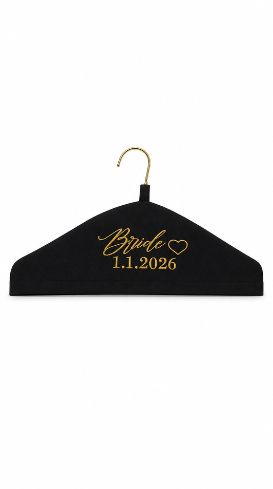غطاء علاقة مطرّز | Personalized Hanger Cover